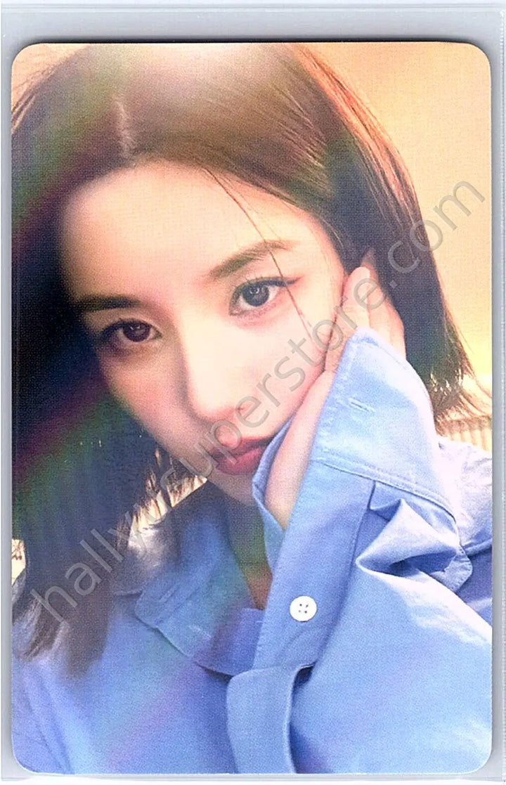 Kwon Eunbi - Kwon Eunbi - Color holographic (hologram) makestar round 1
