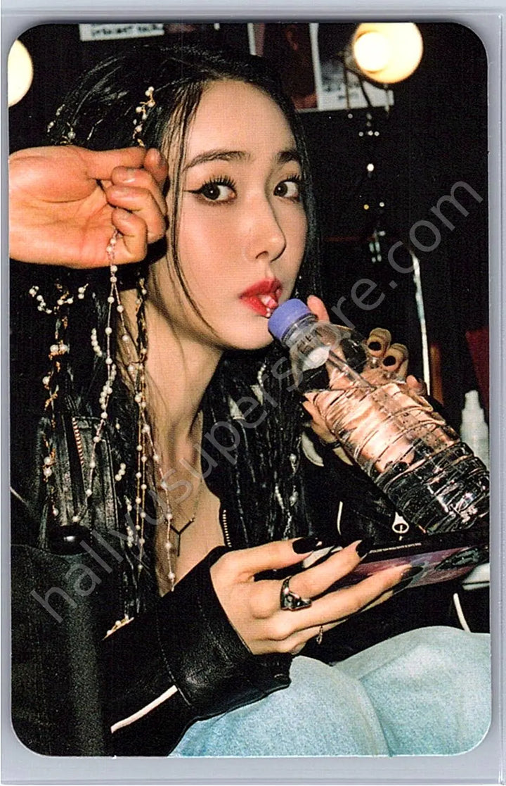 VIVIZ - SinB - VarioUS A version album photocard plve version