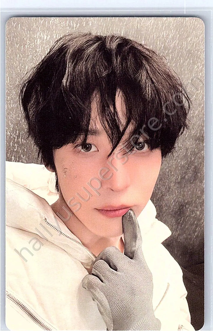 ATEEZ - Yunho - OFFICIAL LIGHT STICK VER.3 lightstick merch photocard
