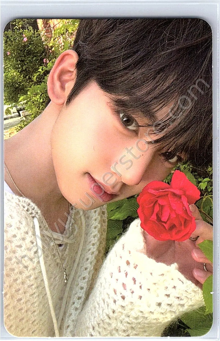 ZEROBASEONE - Yujin - Melting Point album photocard B version shade version