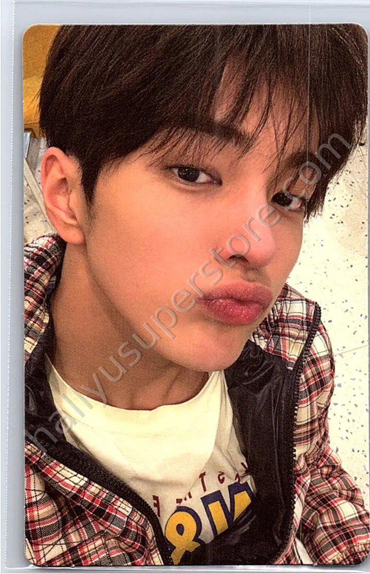 CORTIS - Keonho - CORTIS - Keonho - GREENGREEN Album weverse global shop (wvg) pob (pre-order benefit)