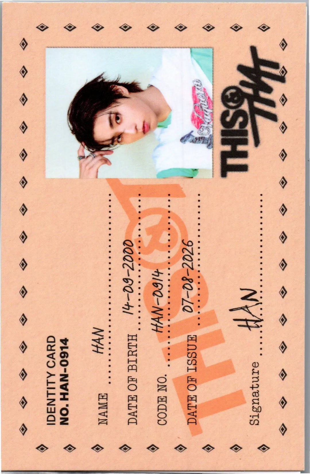 Stray Kids "THIS &amp; THAT" - Official Photocard (Photobook Ver.) (2) [26.08.10]