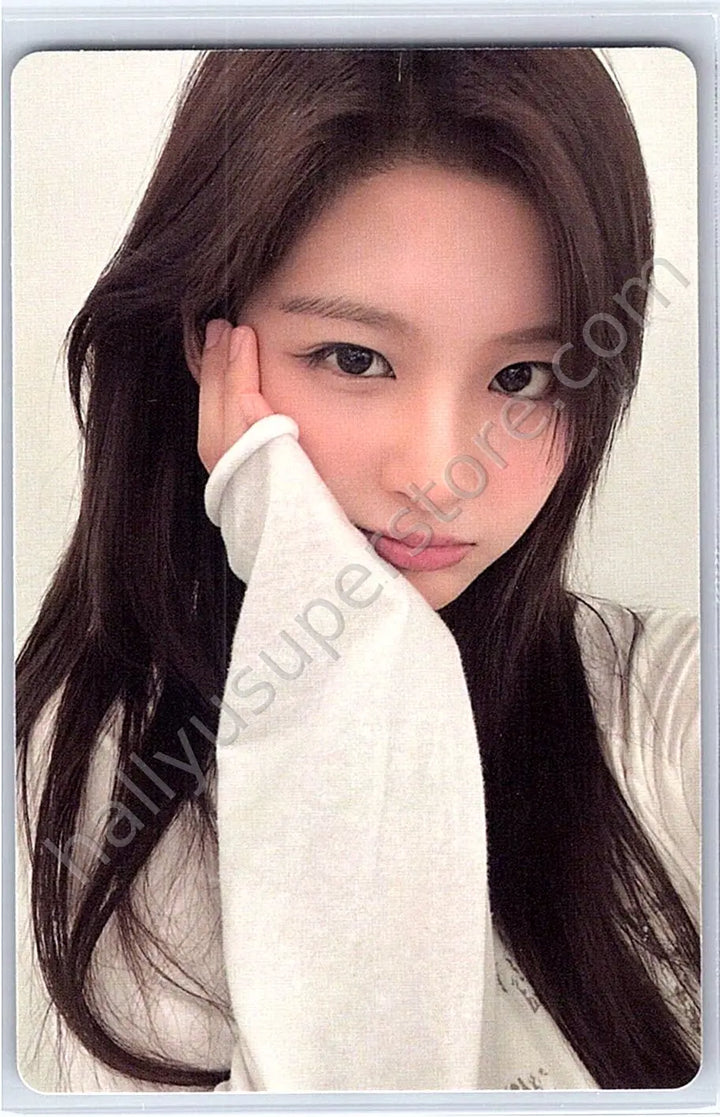 NMIXX - Sullyoon - EPISODE 1: ZERO FRONTIER IN INCHEON PHOTOBOOK photobook inclusion photocard set