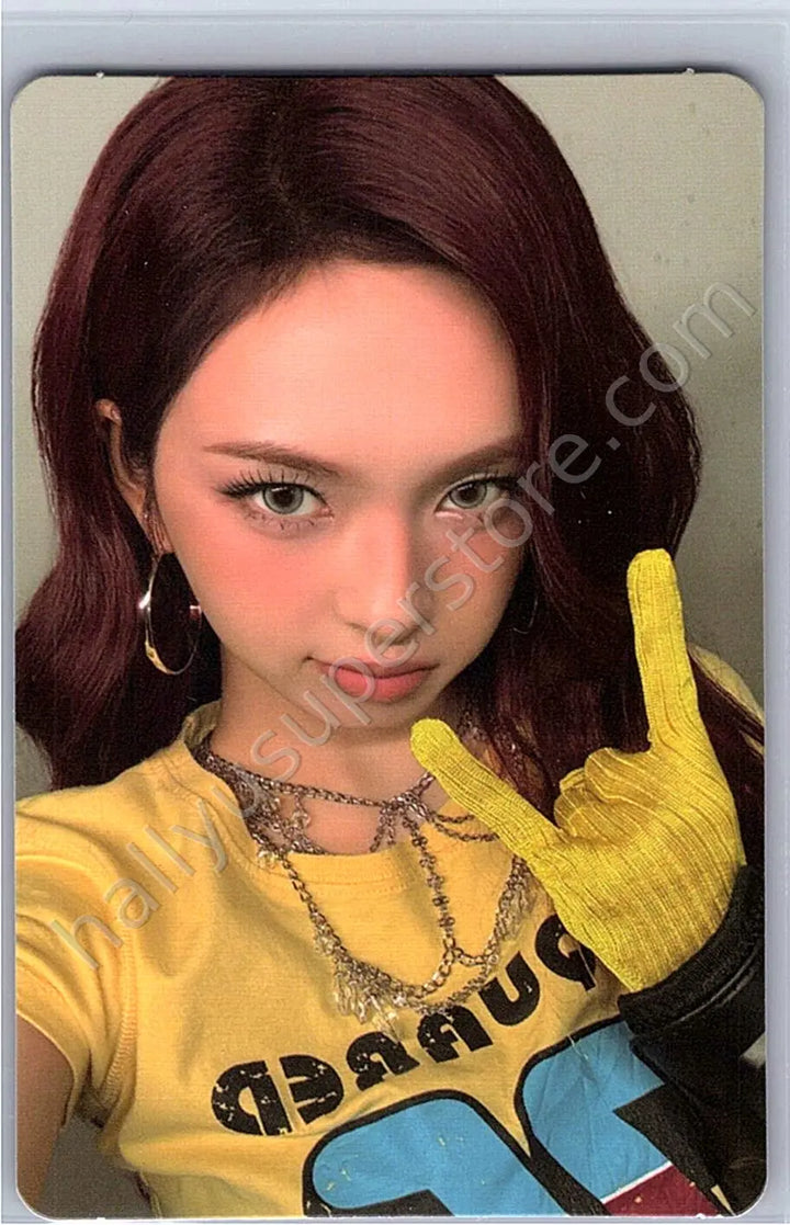 BABYMONSTER - Chiquita - CHOOM album photocard prism version