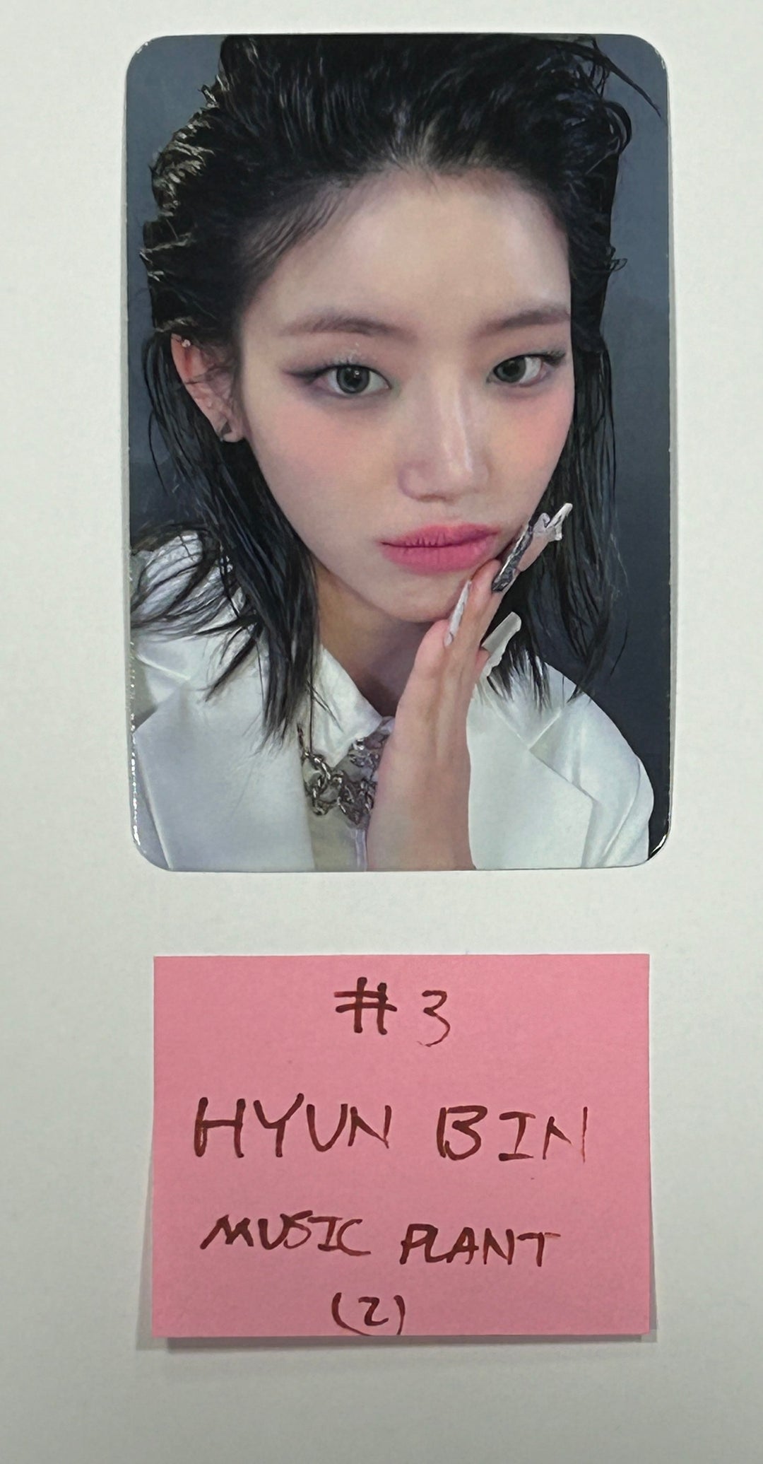 TRI.BE "Diamond" - Music Plant Fansign Event Photocard [24.3.7] - HALLYUSUPERSTORE