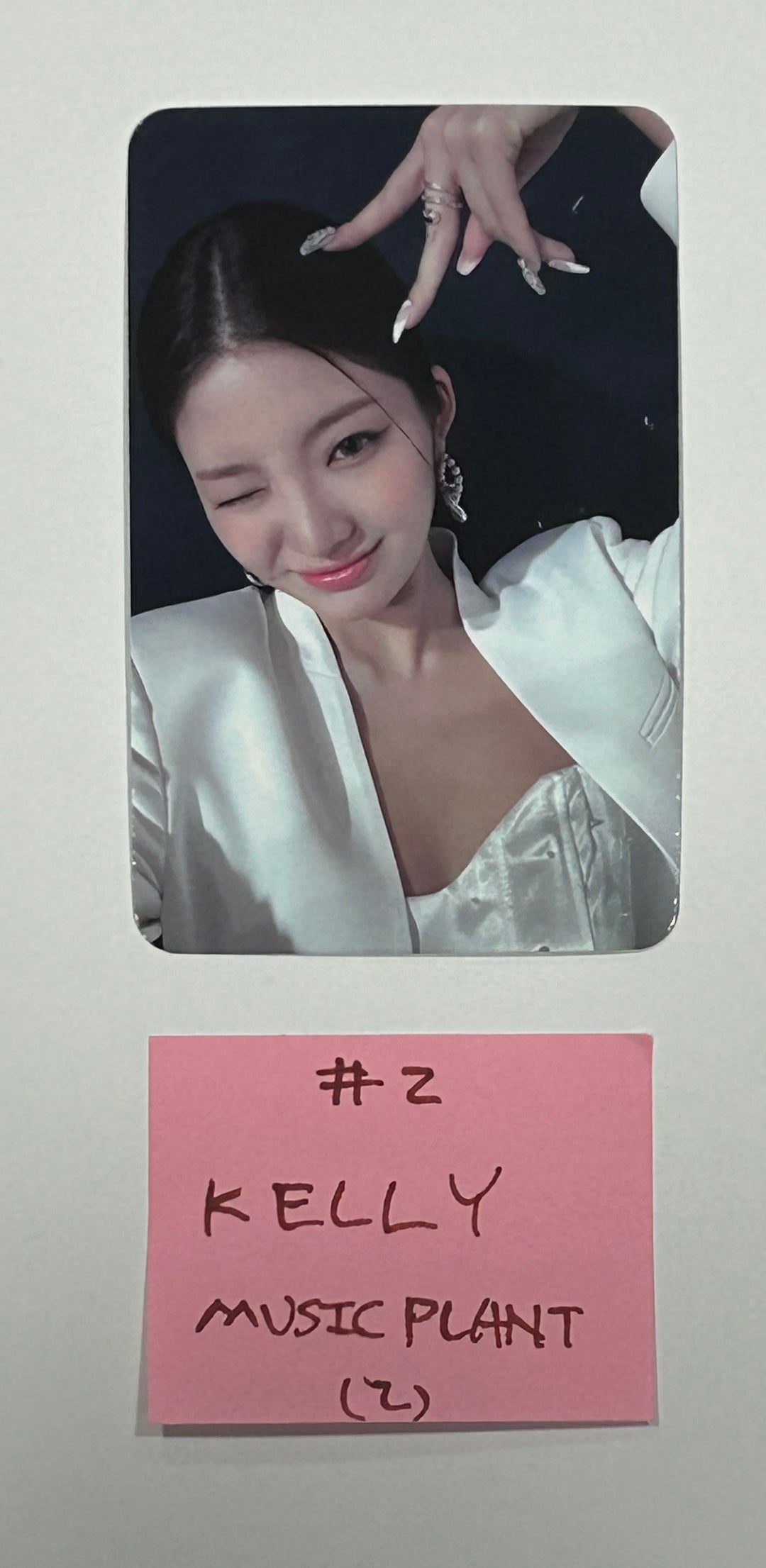 TRI.BE "Diamond" - Music Plant Fansign Event Photocard [24.3.7] - HALLYUSUPERSTORE