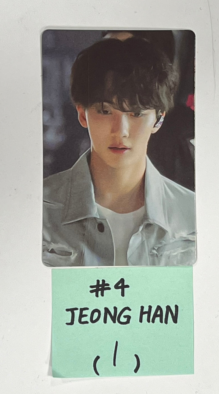 Seventeen "Follow Fellow" - Hybe Insight Exhibition Random Photocard (1) [24.3.20] - HALLYUSUPERSTORE