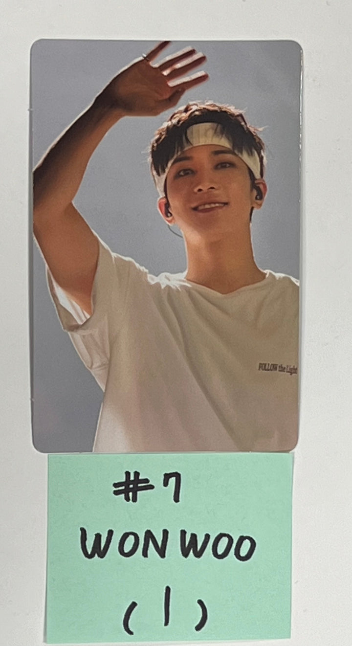 Seventeen "Follow Fellow" - Hybe Insight Exhibition Random Photocard (2) [24.3.20] - HALLYUSUPERSTORE