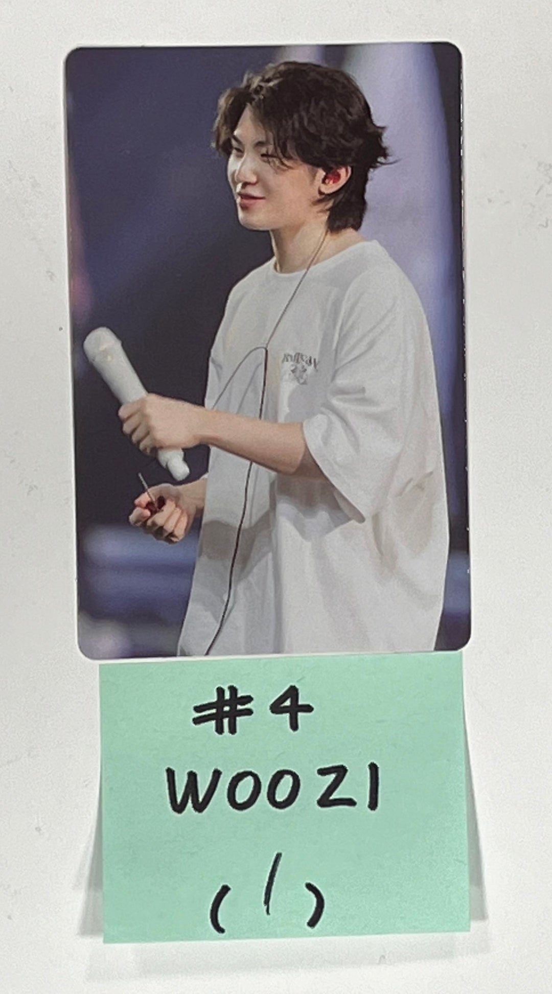 Seventeen "Follow Fellow" - Hybe Insight Exhibition Random Photocard (2) [24.3.20] - HALLYUSUPERSTORE