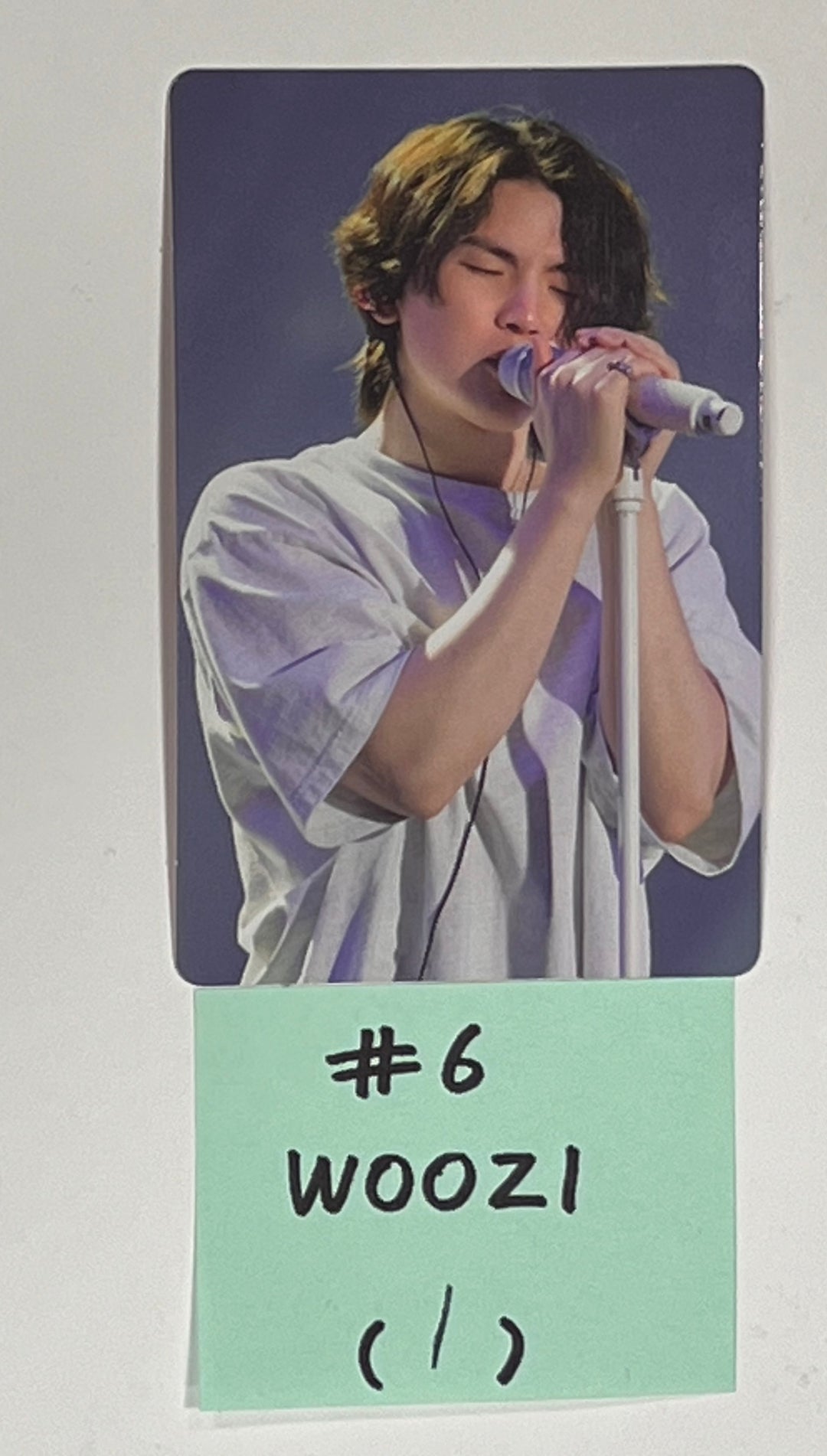 Seventeen "Follow Fellow" - Hybe Insight Exhibition Random Photocard (2) [24.3.20] - HALLYUSUPERSTORE