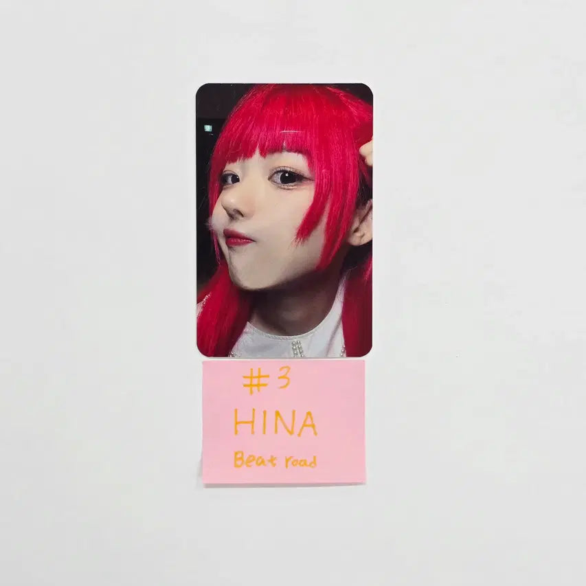 QWER - Beatroad Fansign Event Winner Photocard [26.04.23]