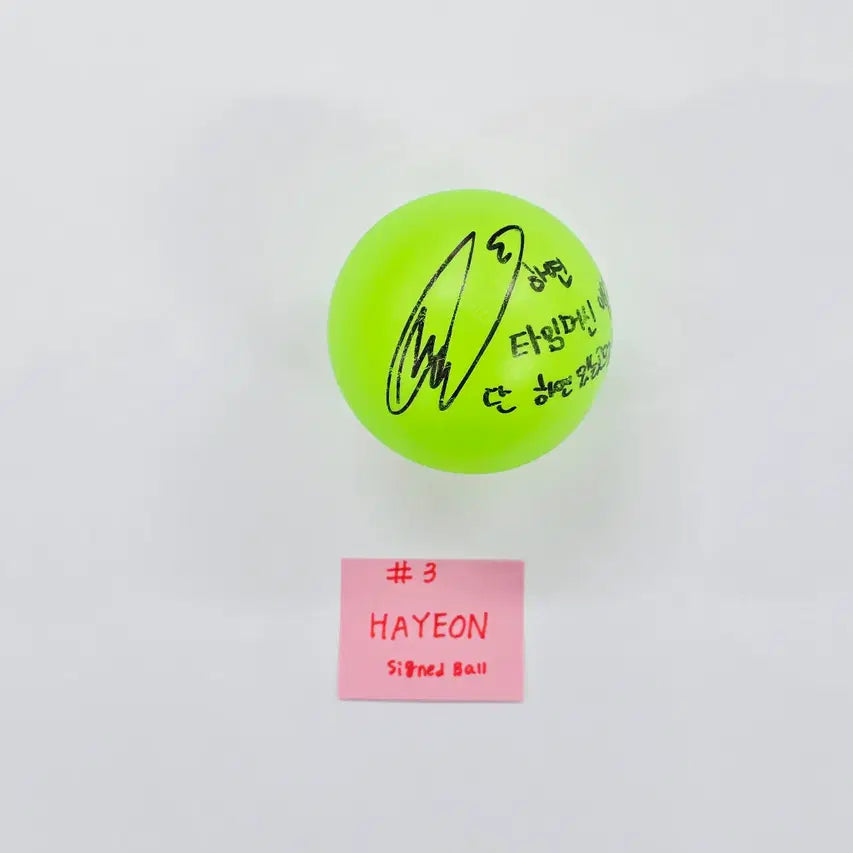 TripleS - Hand Autographed(Signed) Ball [26.04.23]