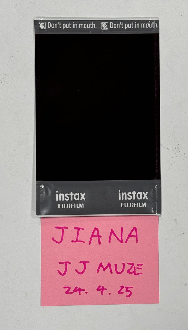 JIANA (Of YOUNG POSSE) "XXL"  - Hand Autographed(Signed) Polaroid [24.4.25] - HALLYUSUPERSTORE