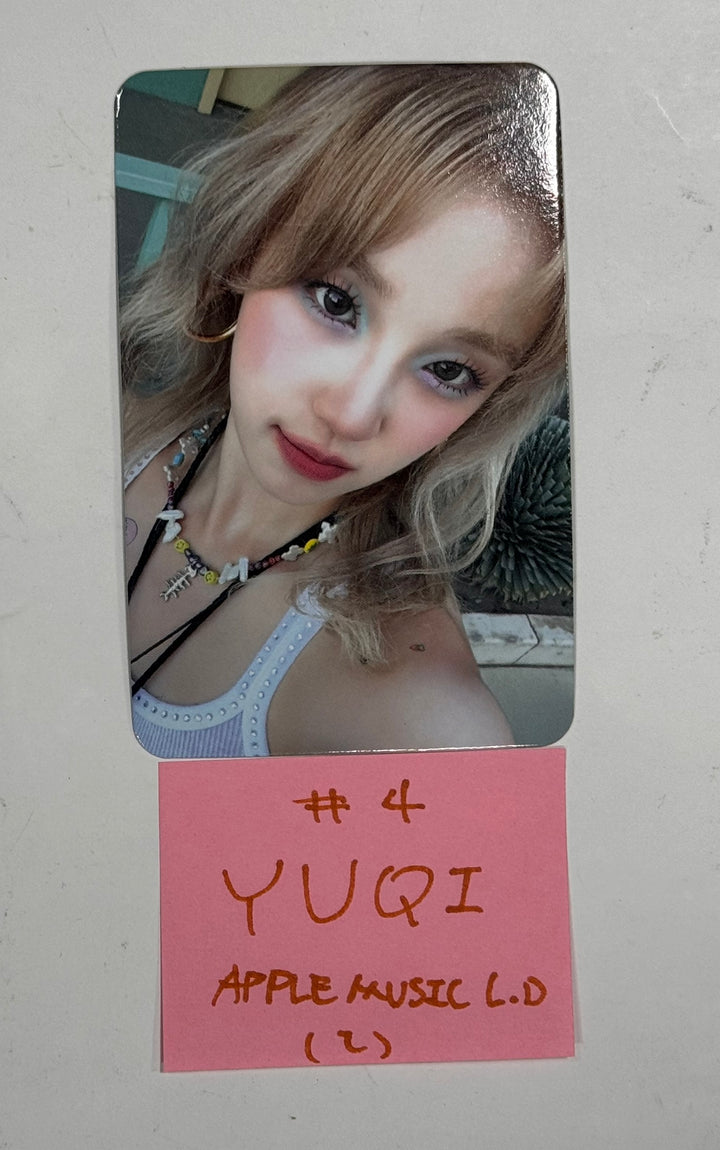 YUQI (Of (G) I-DLE) "YUQ1" - Apple Music Lucky Draw Event Photocard [24.4.25] - HALLYUSUPERSTORE