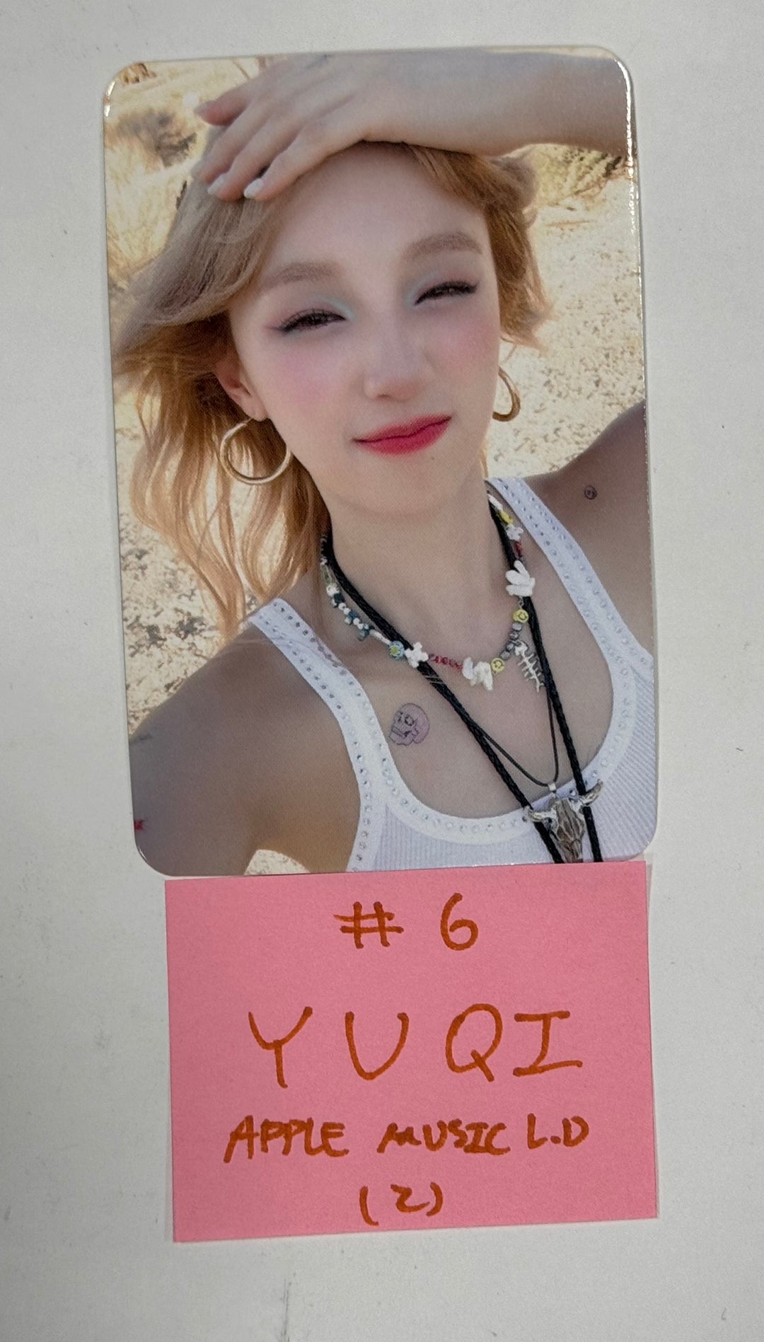 YUQI (Of (G) I-DLE) "YUQ1" - Apple Music Lucky Draw Event Photocard [24.4.25] - HALLYUSUPERSTORE