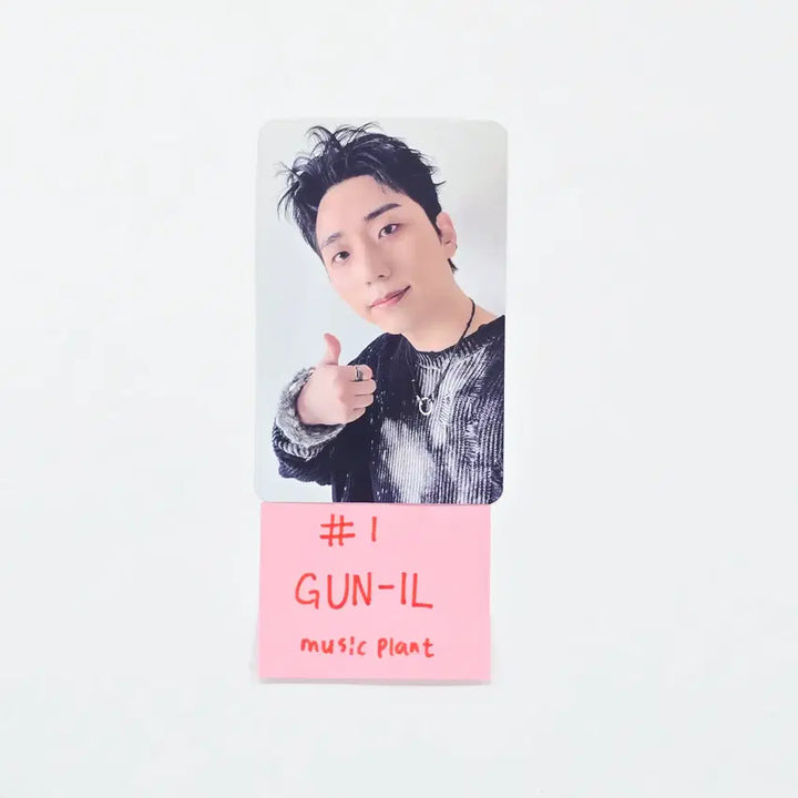 Xdinary Heroes "DEAD AND" - Music Plant Pre-Order Benefit Photocard (Illustration Keyring ver.) [26.04.28]