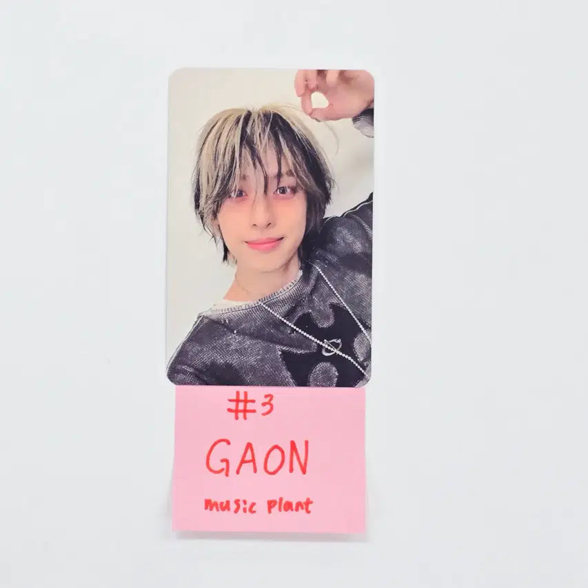 Xdinary Heroes "DEAD AND" - Music Plant Pre-Order Benefit Photocard (Illustration Keyring ver.) [26.04.28]