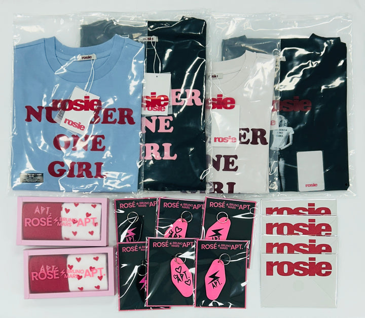 ROSE (of Black Pink) - TheBlackLabel Pop-Up Store MD (Photocard Set, Key Chain, T-Shirt, Socks Set) [24.12.6]