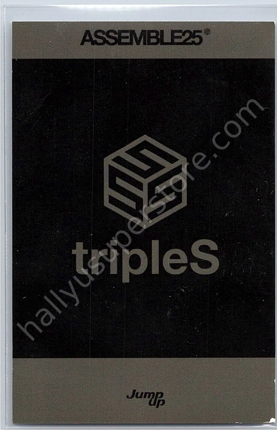 tripleS - Yeonji - ASSEMBLE25 Jump-up polaroid