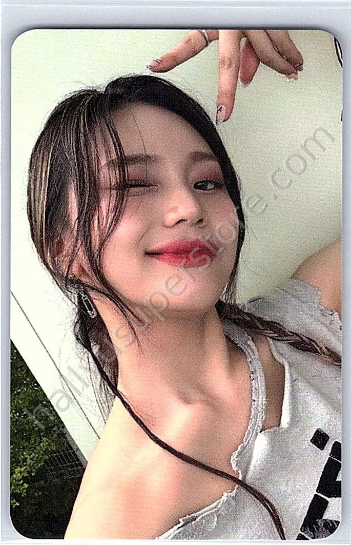 VIVIZ - Umji - VOYAGE EVERLINE