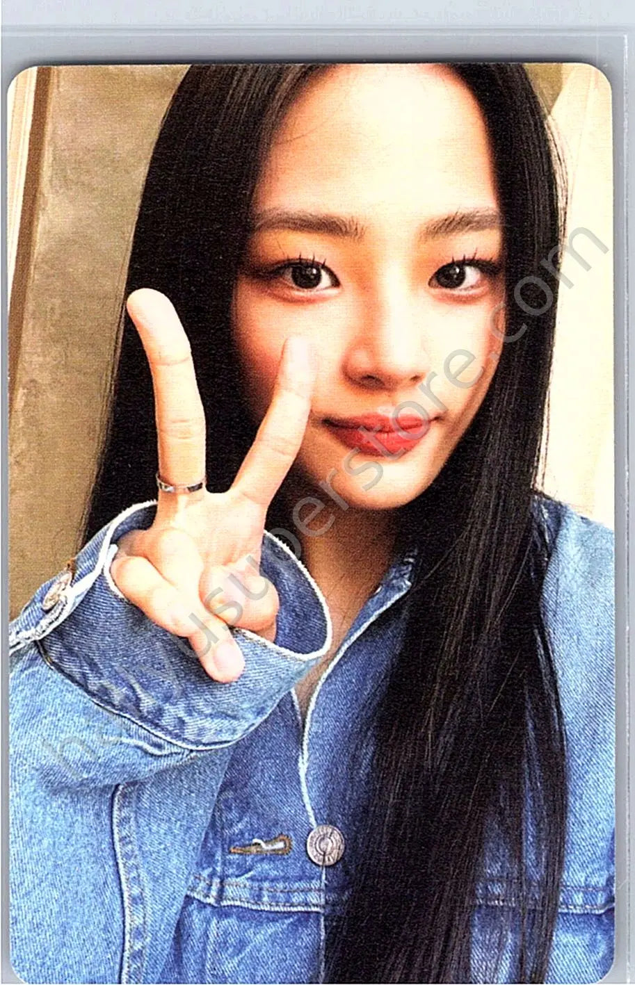NewJeans - Minji - NewJeans 1st EP “New Jeans” album photocard bluebook version minji version