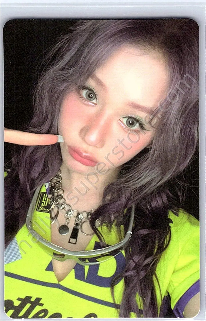 BABYMONSTER - Pharita - Choom Album album photocard prism version