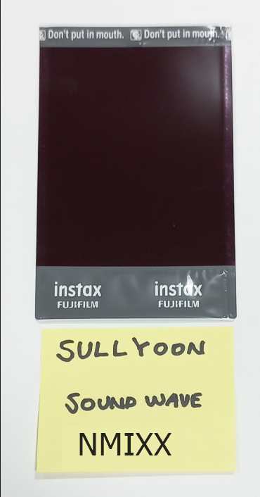 Sullyoon (Of NMIXX) "A Midsummer NMIXX’s Dream" - Hand Autographed(Signed) Polaroid [23.09.11] - HALLYUSUPERSTORE