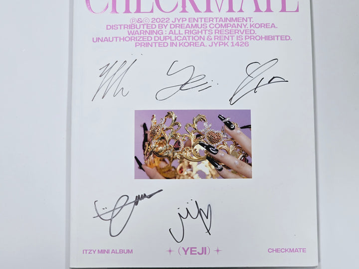 Itzy - Hand Autographed(Signed) Promo Album [24.3.25] - HALLYUSUPERSTORE