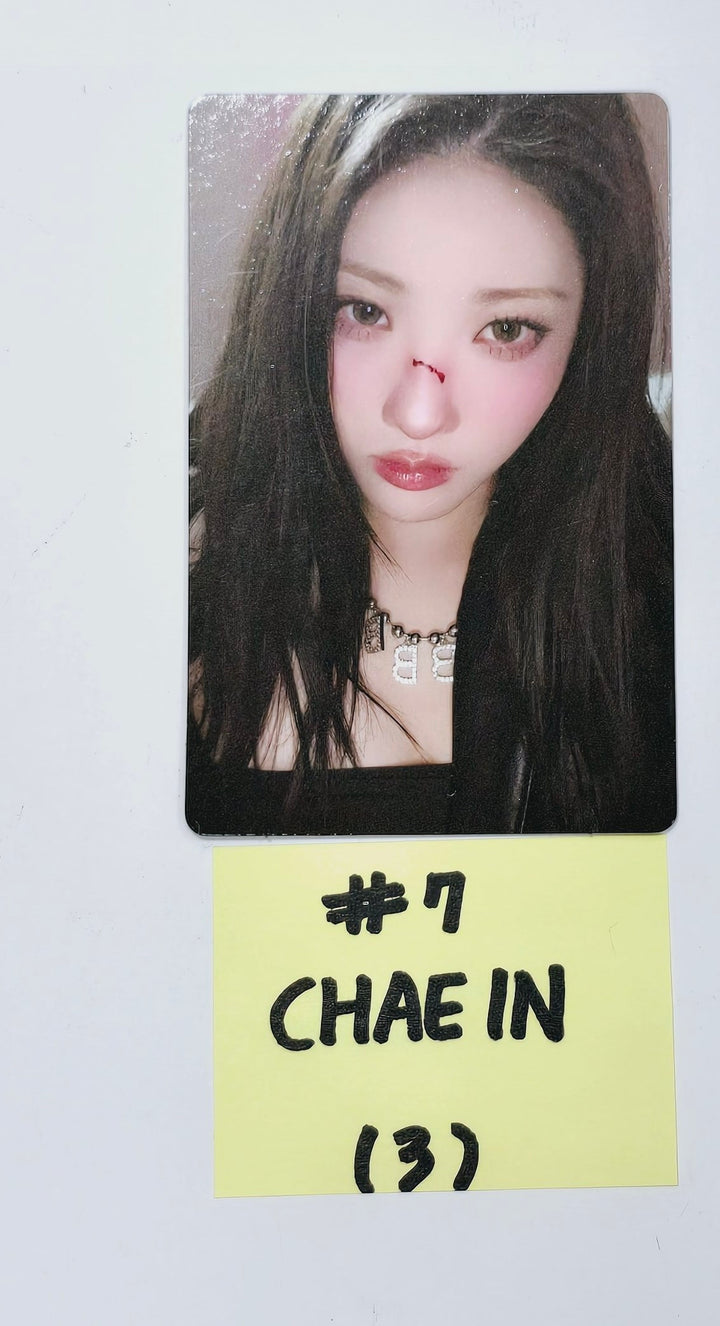 PURPLE KISS "BXX" - Official Photocard, Big Photocard [24.3.25] - HALLYUSUPERSTORE