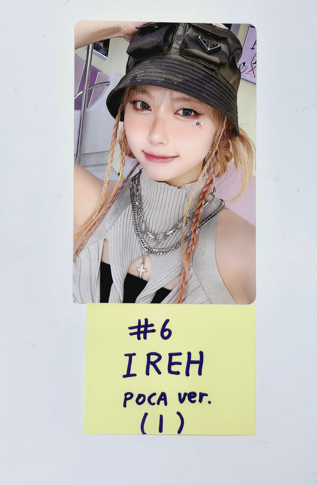 PURPLE KISS "BXX" - Official Photocard [Poca ver.] [24.3.25] - HALLYUSUPERSTORE
