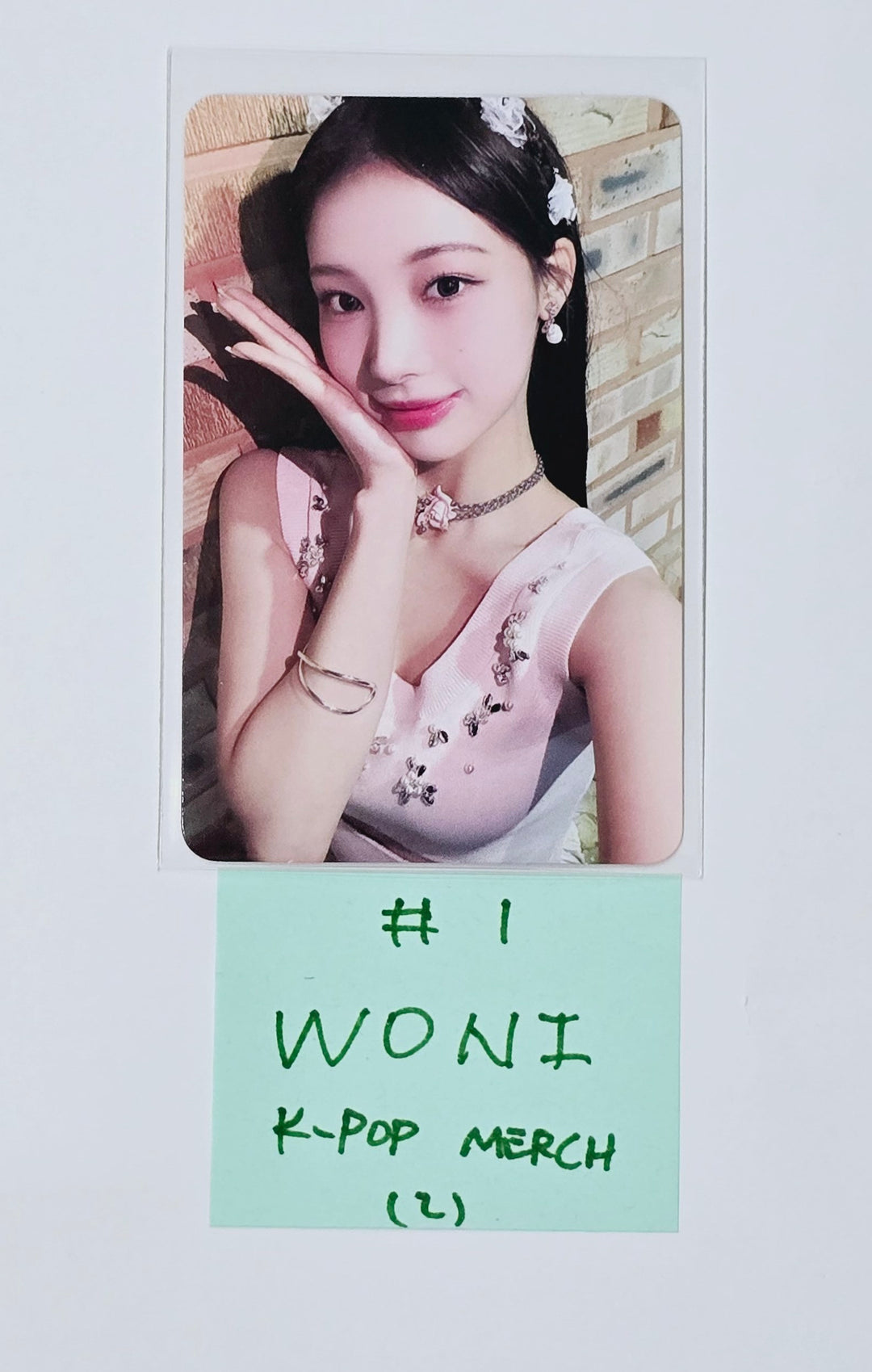 RESCENE "Re:Scene" - K-Pop Merch Pre-Order Benefit Photocard [24.3.28] - HALLYUSUPERSTORE