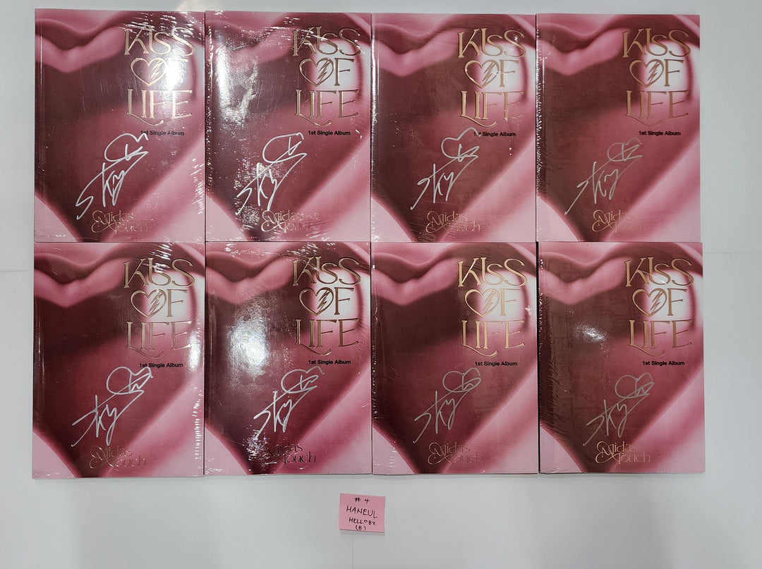 KISS OF LIFE "Midas Touch" - Hand Autographed(Signed) Album [24.4.15] - HALLYUSUPERSTORE
