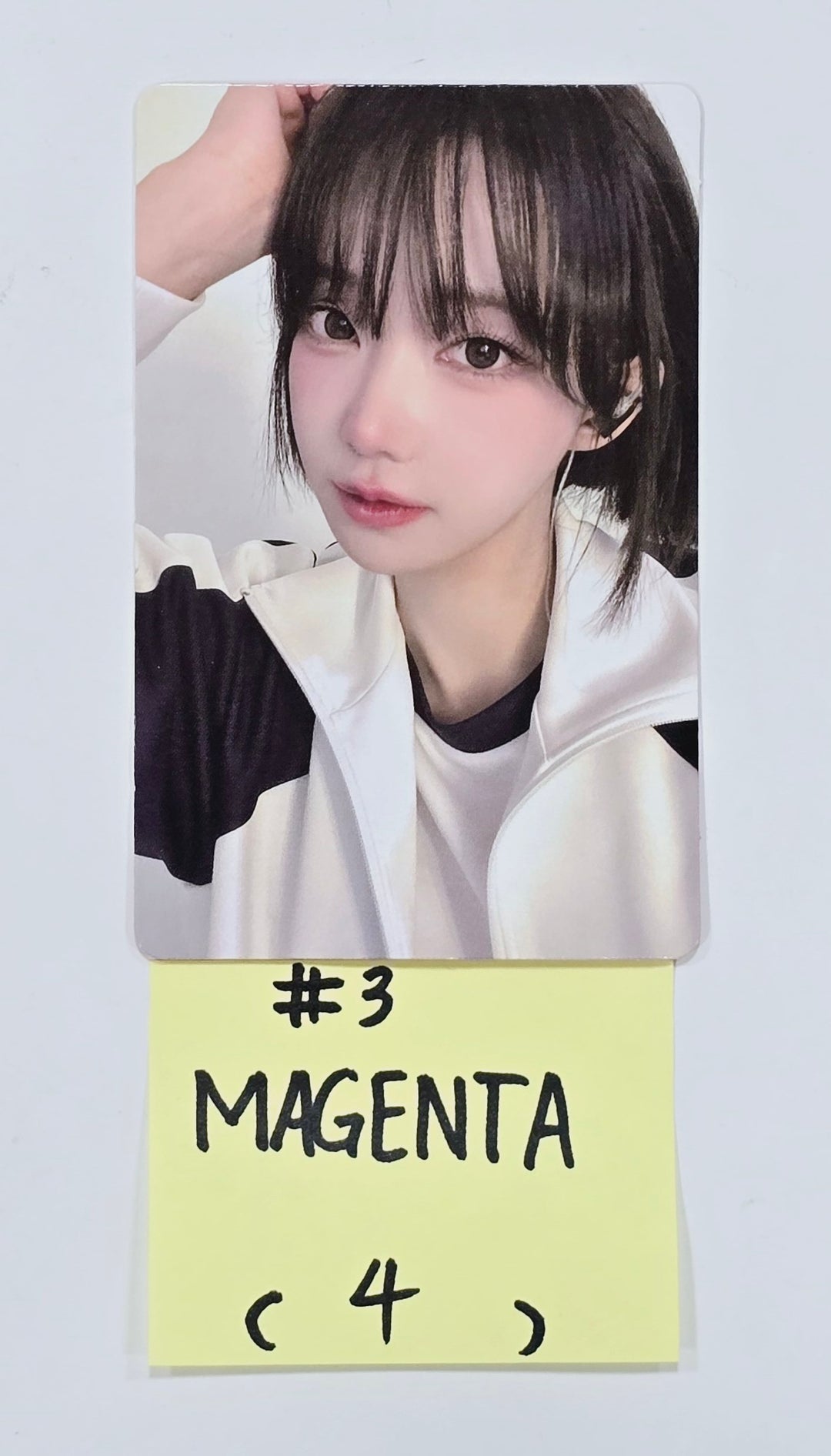 QWER "MANITO" - Official Photocard, ID Photo, ID Card [24.4.15] - HALLYUSUPERSTORE