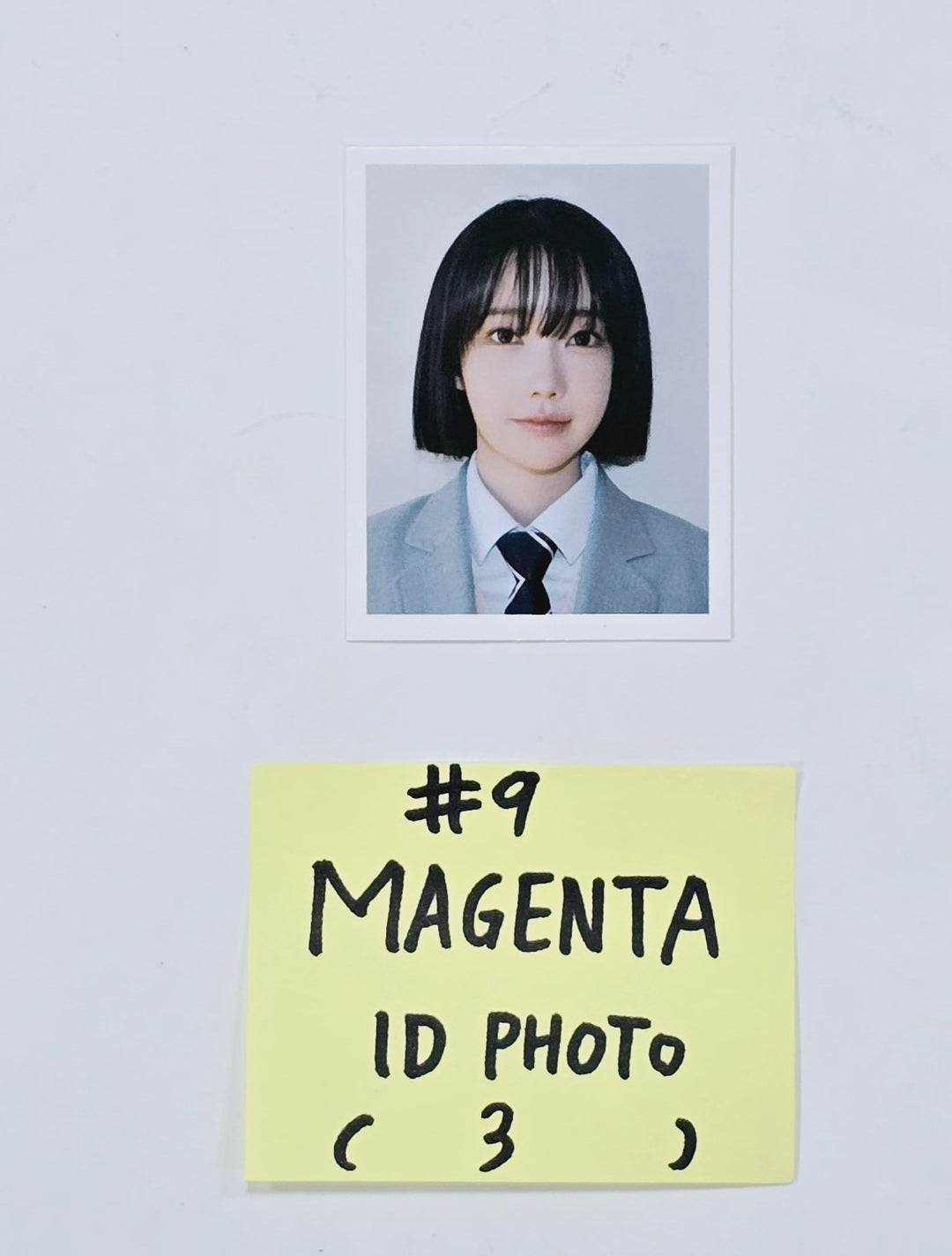 QWER "MANITO" - Official Photocard, ID Photo, ID Card [24.4.15] - HALLYUSUPERSTORE