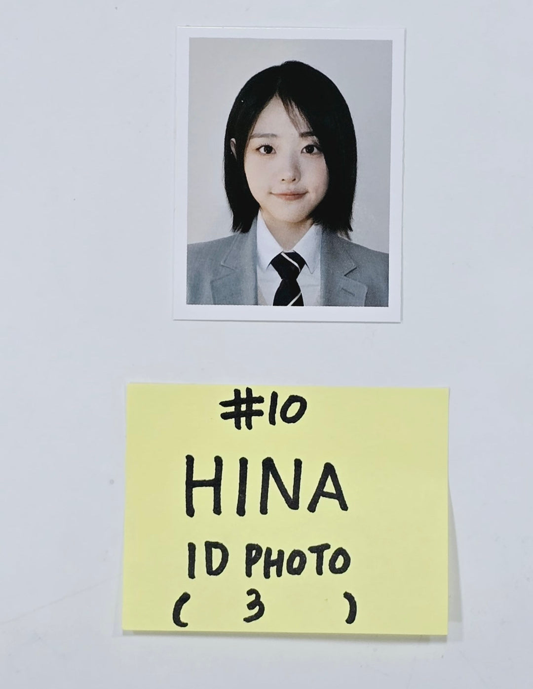 QWER "MANITO" - Official Photocard, ID Photo, ID Card [24.4.15] - HALLYUSUPERSTORE
