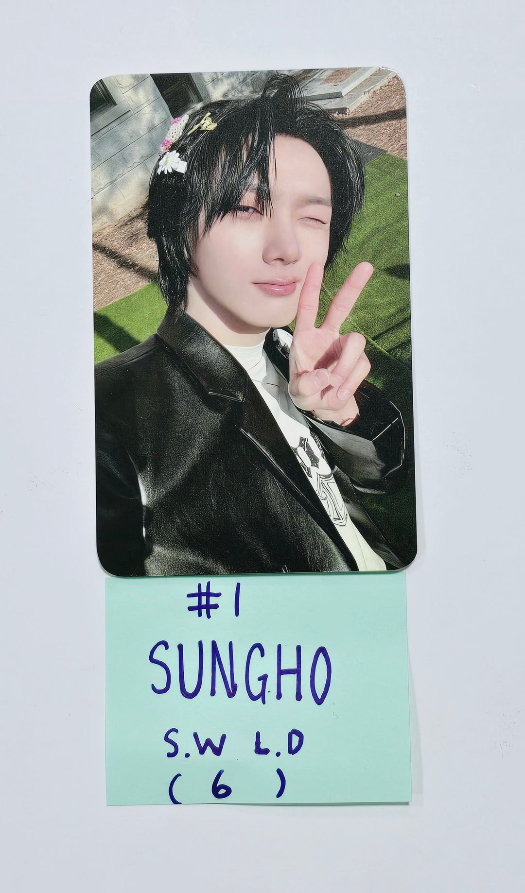 Boynextdoor  "HOW?" - Soundwave Lucky Draw Event Photocard [24.4.16] - HALLYUSUPERSTORE