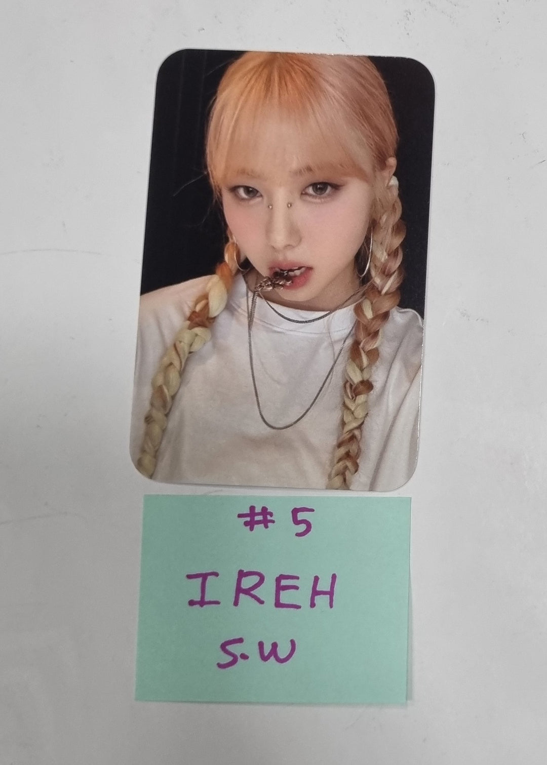 PURPLE KISS "BXX" - Soundwave Fansign Event Photocard Round 3 [24.4.16] - HALLYUSUPERSTORE