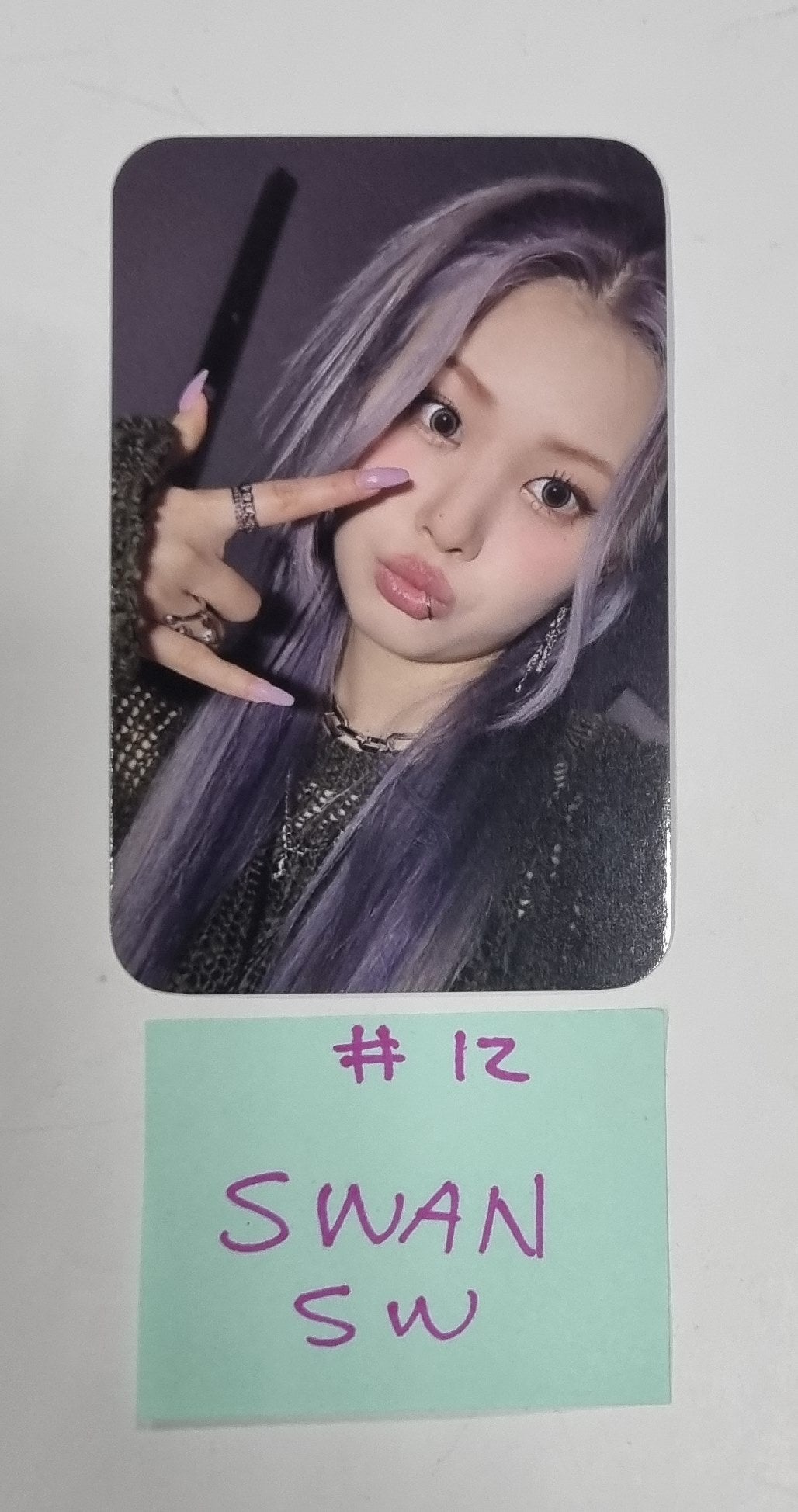 PURPLE KISS "BXX" - Soundwave Fansign Event Photocard Round 3 [24.4.16] - HALLYUSUPERSTORE