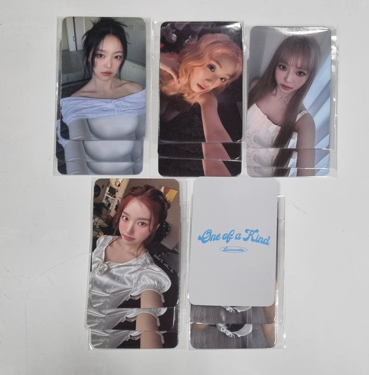 Loossemble "One of a Kind" - Aladin Pre-Order Benefit Photocard [24.4.16] - HALLYUSUPERSTORE