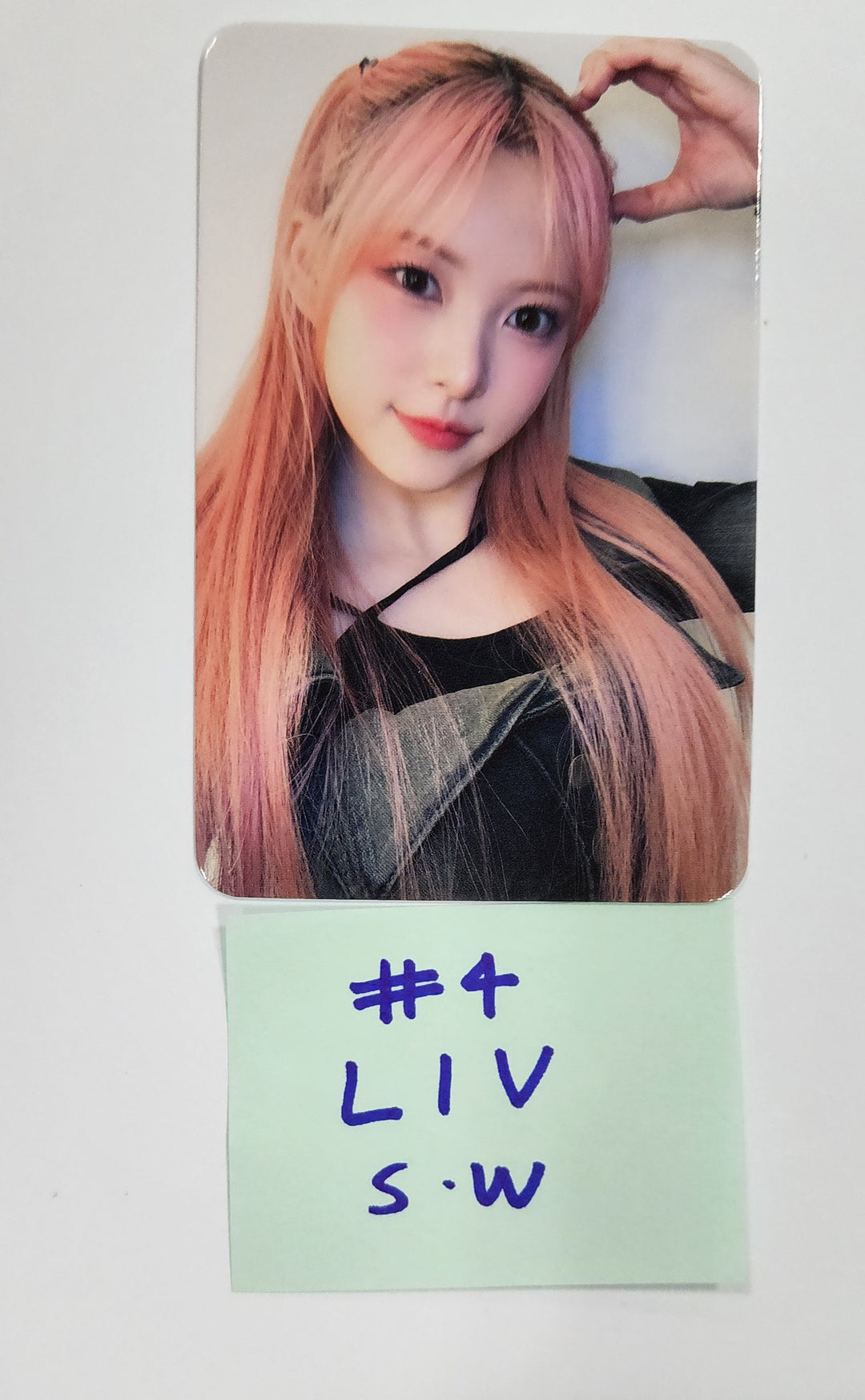 RESCENE "Re:Scene" - Soundwave Fansign Event Photocard [PLVE Ver.] [24.4.19] - HALLYUSUPERSTORE