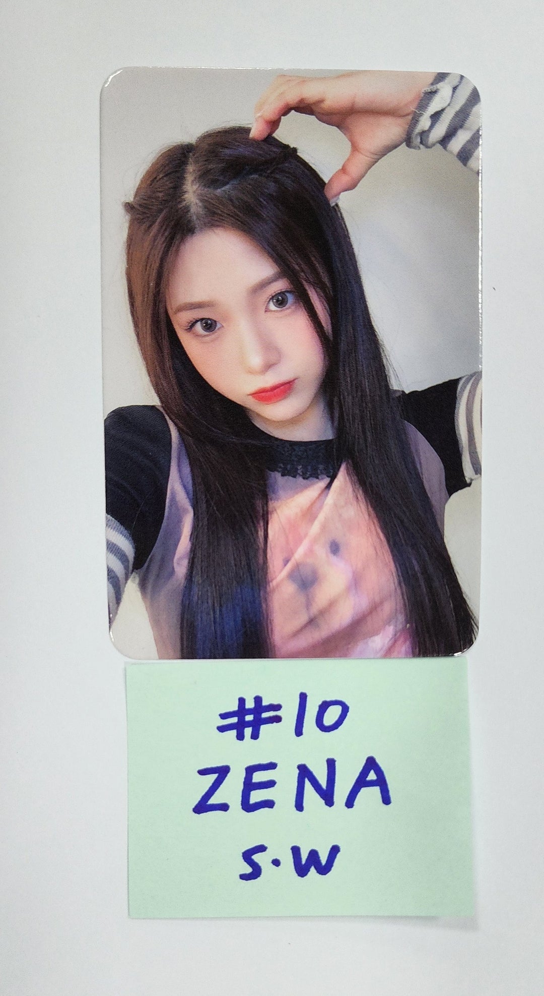 RESCENE "Re:Scene" - Soundwave Fansign Event Photocard [PLVE Ver.] [24.4.19] - HALLYUSUPERSTORE
