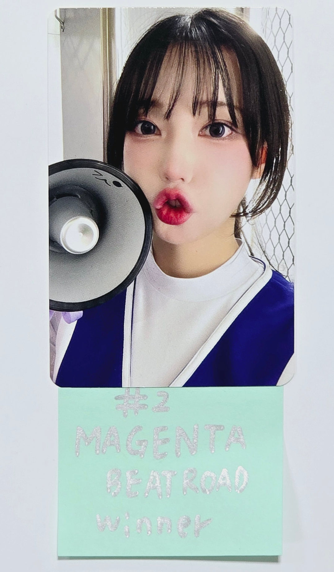 QWER "MANITO" - Beat Road Fansign Event Winner Photocard [24.4.24] - HALLYUSUPERSTORE