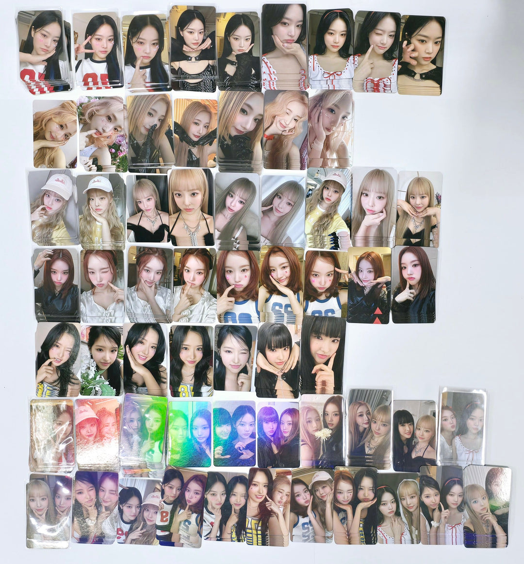 Loossemble "One of a Kind" - Official Photocard (2) [Restocked 4/24] [24.4.17] - HALLYUSUPERSTORE
