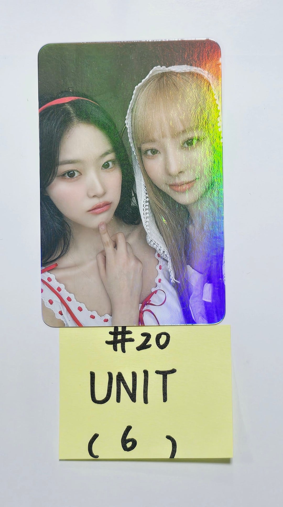 Loossemble "One of a Kind" - Official Photocard (2) [Restocked 4/24] [24.4.17] - HALLYUSUPERSTORE