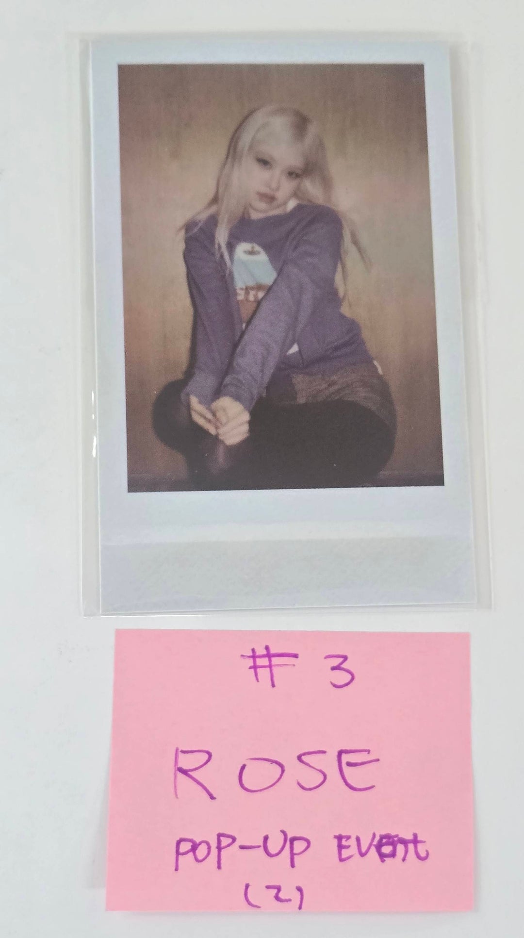 ROSE (of Black Pink) - Pop-Up Event Photocard [26.1.28]