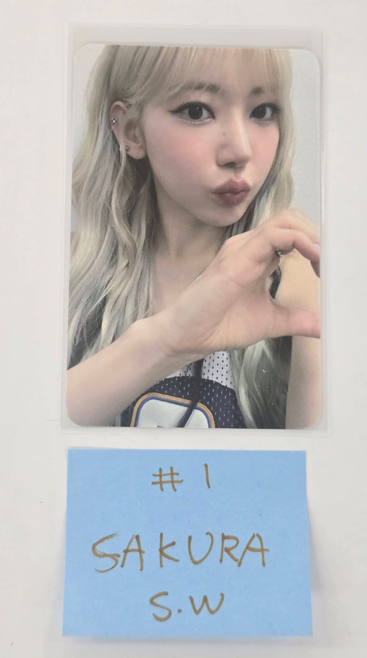 Le Sserafim "UNFORGIVEN &amp; Easy" - Soundwave Lucky Draw Event Photocard [26.1.29]