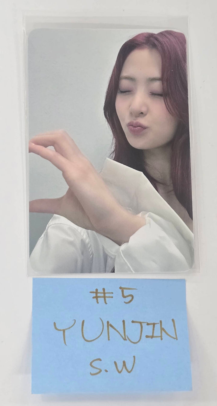 Le Sserafim "UNFORGIVEN &amp; Easy" - Soundwave Lucky Draw Event Photocard [26.1.29]
