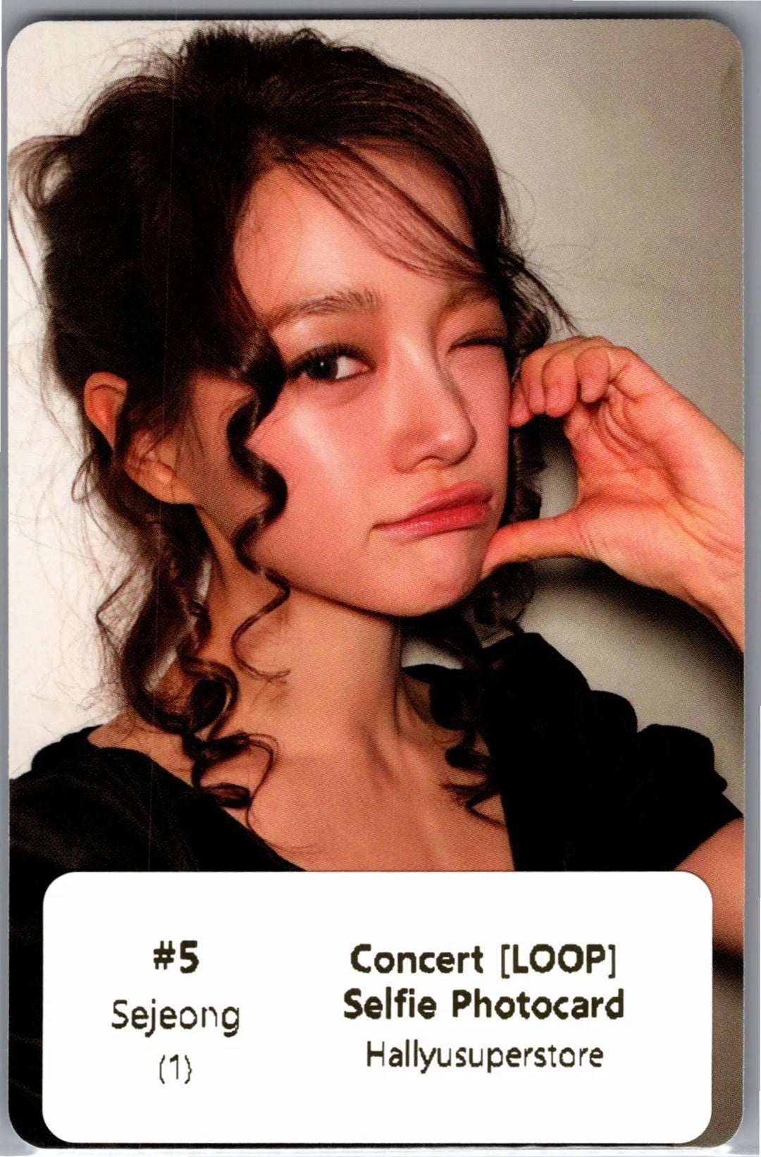 I.O.I - "2026 I.O.I Concert Tour: LOOP" Random Selfie Photocard [26.07.24]