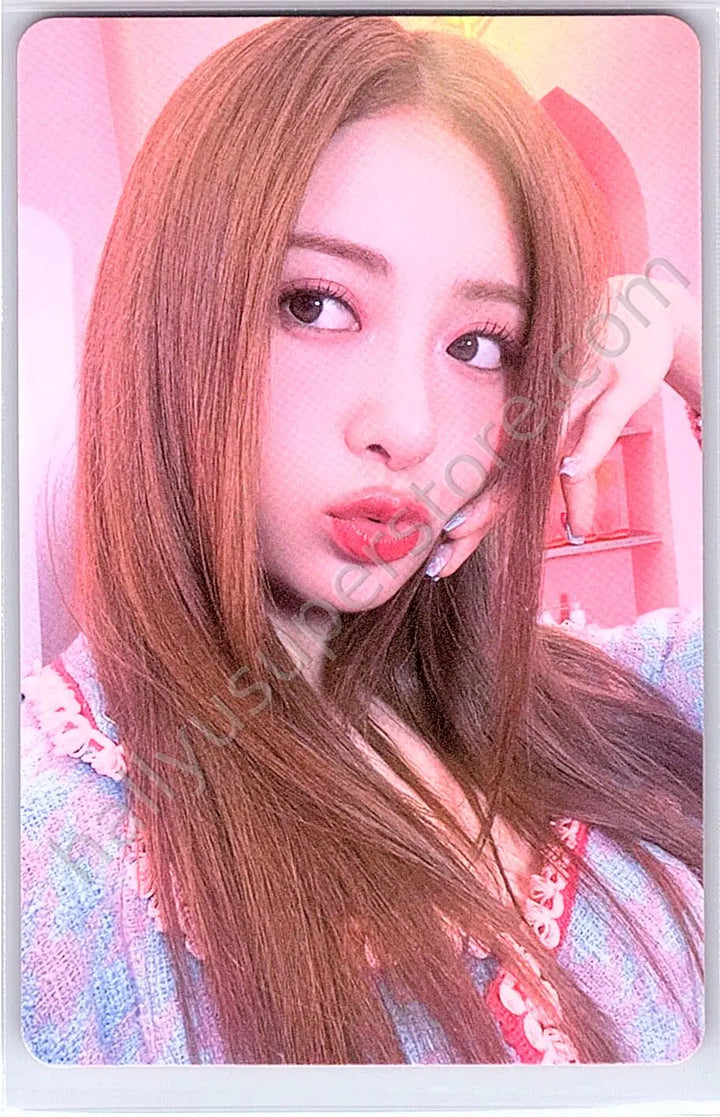 LE SSERAFIM - Huh Yunjin - FEARLESS (Japanese Ver.) merch trading card