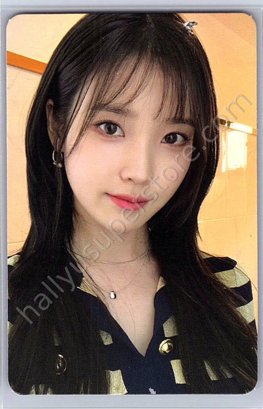 IU - IU - 6th UAENA Membership Kit photocard